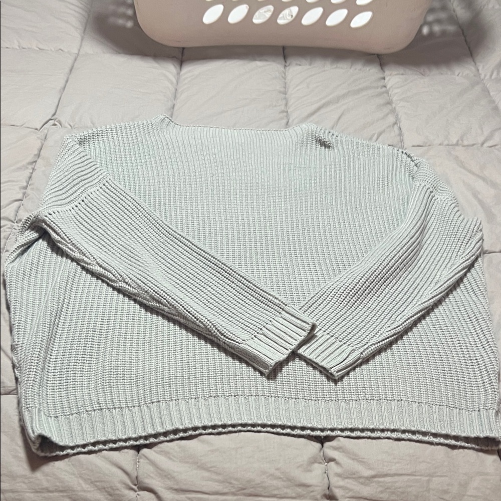 Women's Light Gray Sweater